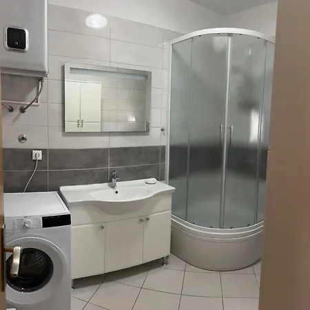 Apartmani Trogir شقة *