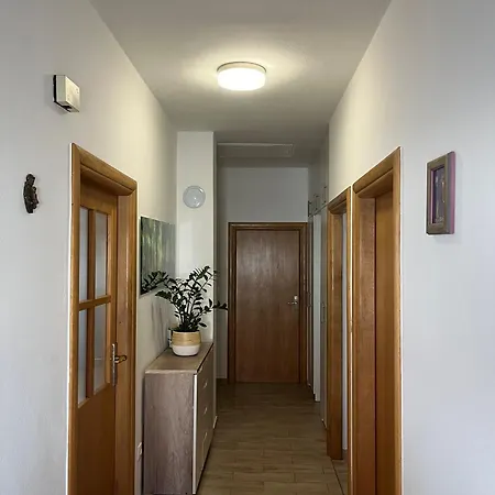 아파트 Apartmani Trogir